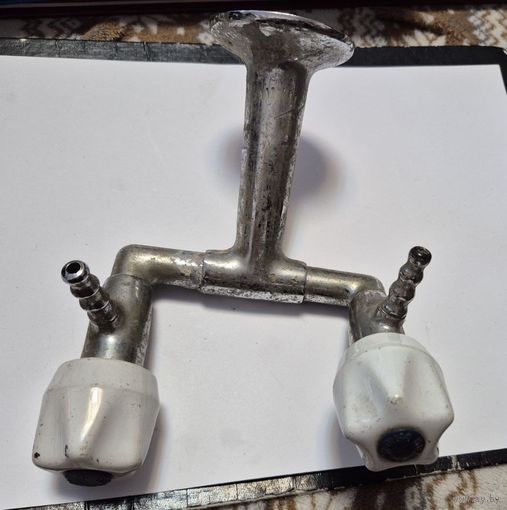 Смеситель, кран, что то))) времен СССР