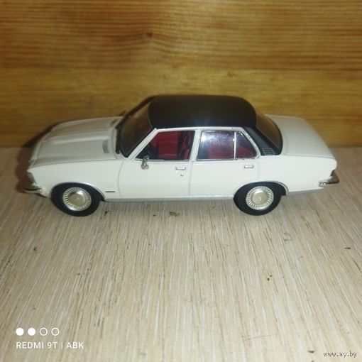 Opel Rekord1:43