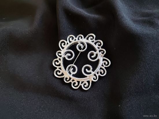 Брошь Sarah Coventry