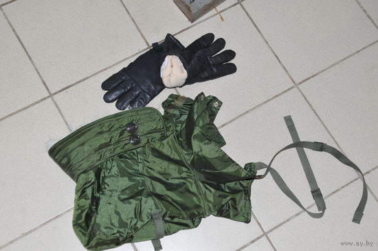 В СКЛАДСКОМ сохране  и полнейшем оригинале-см.этикетки  НОВЫЙ капюшон  от зимней куртки  лётчиков морской авиации США.