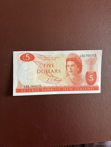 Новая Зеландия 5 долларов 1975 года. Тип P 165c.