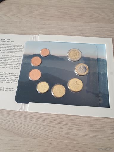 Сан-Марино 2015 год. 1, 2, 5, 10, 20, 50 евроцентов, 1, 2 евро. Официальный набор монет в буклете