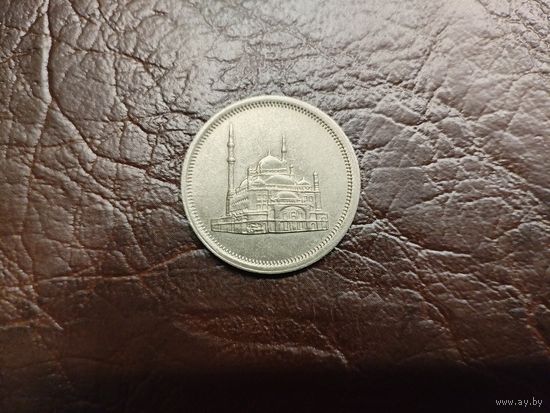 10 пиастров Египет.
