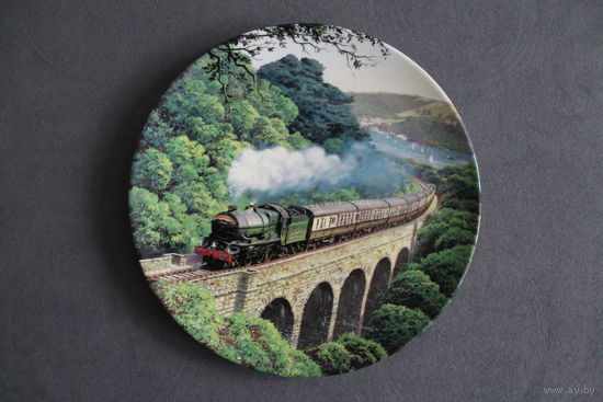 Тарелка коллекционная настенная [Англия, Royal Doulton, Через виадук, Bradex #26-R62-90.1] D=20,5см.