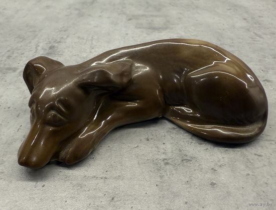 Статуэтка  СПЯЩАЯ СОБАКА. Редкая.   Распродажа коллекции!!!