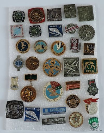 Значки спортивные БССР - 33 шт. Алюминий.