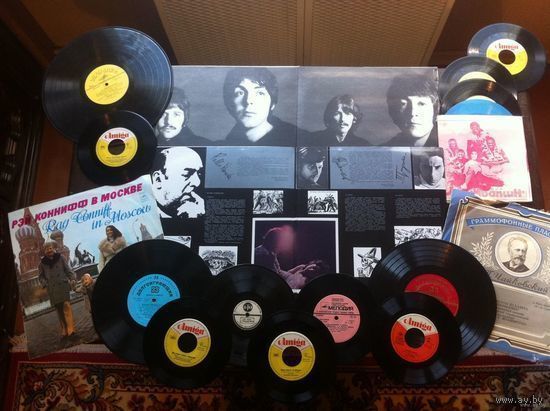 С 1 руб ПЛАСТИНКИ 1. Двойной альбом Битлз  2. Звезда и смерть Хоакина Мурьеты в двух пластах 3. Пластинки от Проигрывателя-Автомата "Телефункер" Германия 1950-ые и прочее