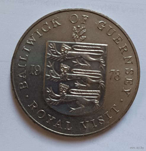 25 пенсов Гернси 1978 королевский визит