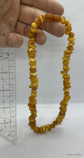 Янтарные бусы