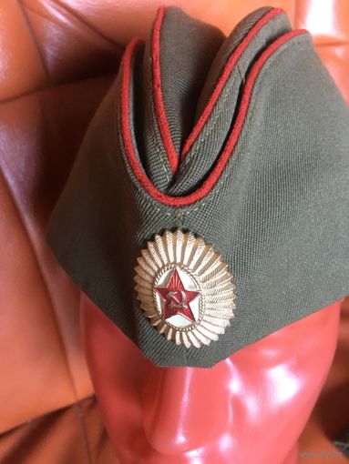 Общевойсковая пилотка  советского  офицера. состояние СКЛАД!  в наличие  2 пилотки-цена  указана  за ОДНУ!
