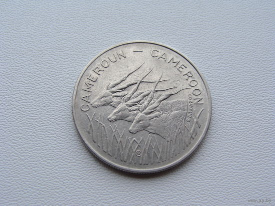Камерун. 100 франков 1984 год  KM#17  "Африканская антилопа"  Тираж: 500.000  Редкая!!!