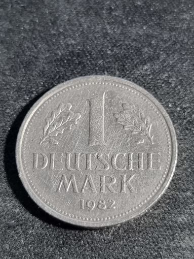 Германия (ФРГ) 1 марка 1982 J