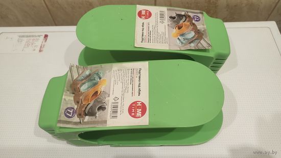 Подставка для обуви, 2 штуки. Не пользовались. Продаю парой. Размер 25*10*12 см. Цена указана за 2 штуки.