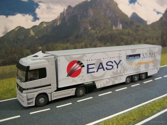 Модель грузового автомобиля Mercedes-Benz Actros (12). Масштаб HO-1:87.