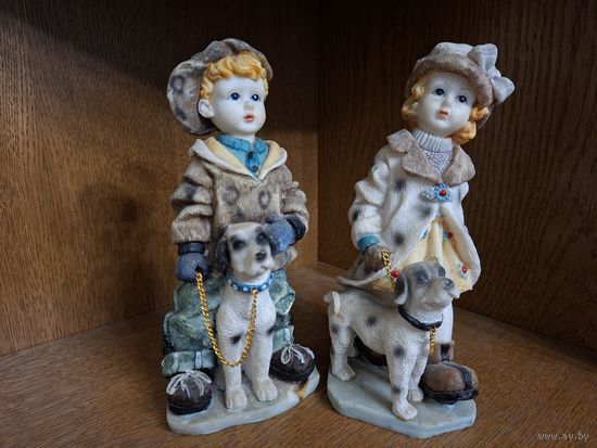 Статуэтка дети .Цена за весь лот