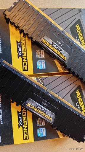 Память Corsair Vengeance LPX 2x16Gb, DDR4, XMP 2.0