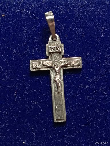 Серебряный крестик , 925 проба .