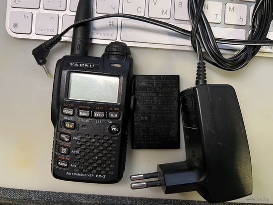 Трансивер (радиостанция) Yaesu VX-3R