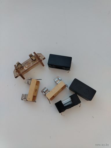 ДЕРЖАТЕЛИ ПРЕДОХРАНИТЕЛЕЙ