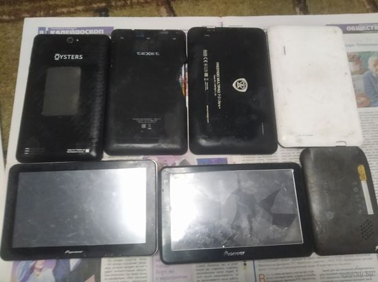 Планшеты на запчасти.