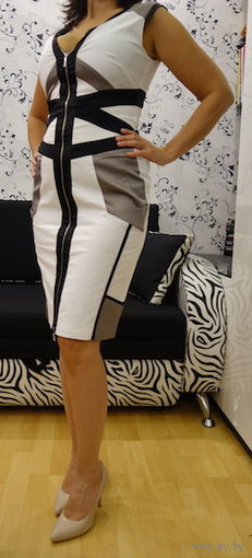 Платье Karen Millen очень красивое