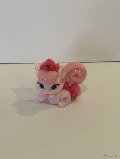 Фигурка киндер.