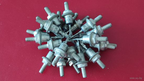 Стабилитрон Д815В