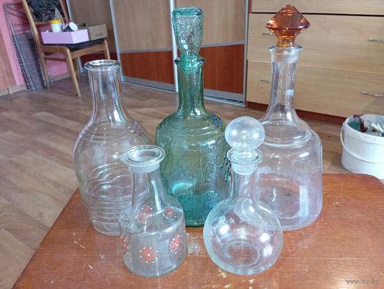 Распродаж графины  СССР . Одним лотом .