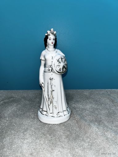 Фарфоровая статуэтка Анаит.