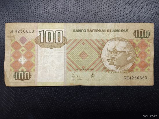 100 кванза Ангола.