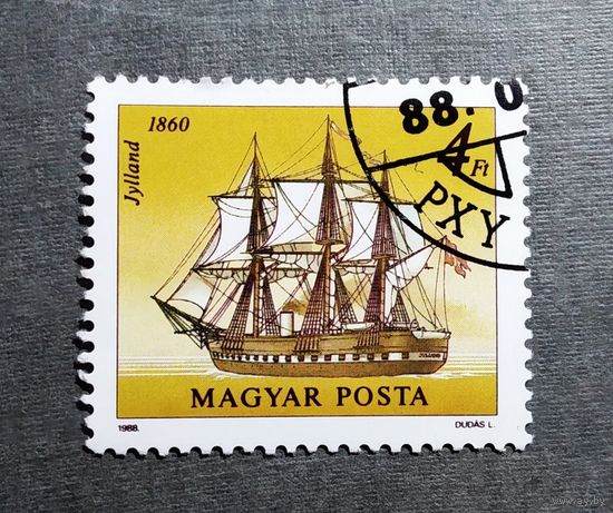 Марка Венгрия 1988 год Парусник