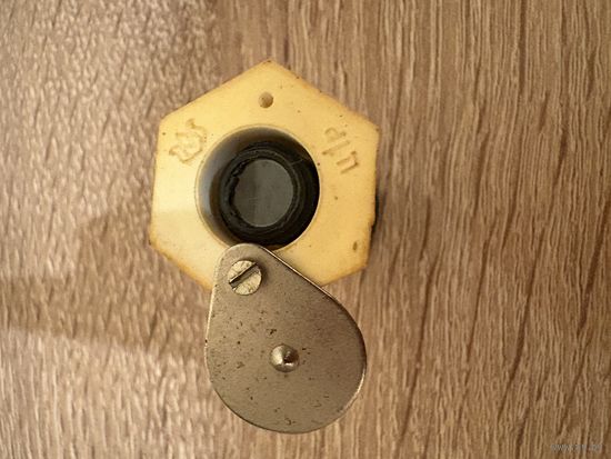 В И Н Т А Ж Н Ы Й дверной глазок советского периода