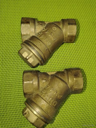 Фильтр ДУ-15. Латунь. Устанавливается перед счётчиками воды.