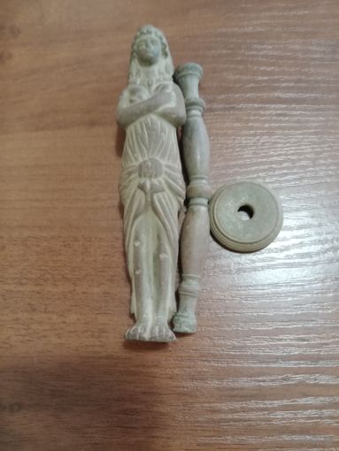 Элементы подсвечника старинного