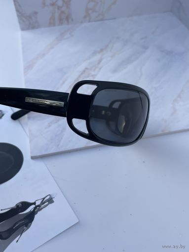 Солнцезащитные очки prada оригинал