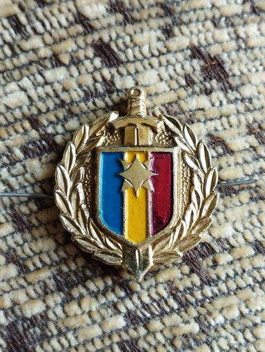 Эмблема петличная . Полиция Молдова.