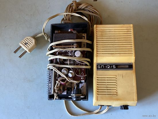 Два блока питания БП 12/5