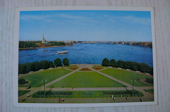 Ленинград. Вид на Неву; 1978, подписана.