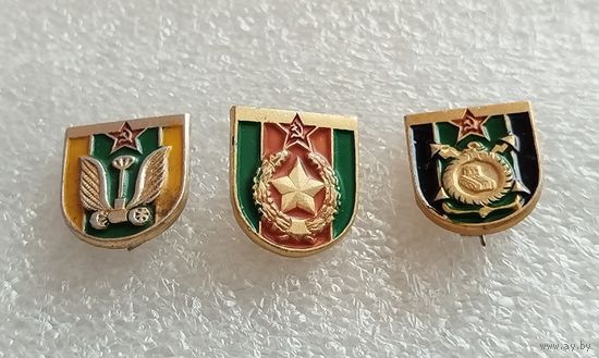 Значки. Рода войск. Цена указывается за один значок. #-II-08/9-10